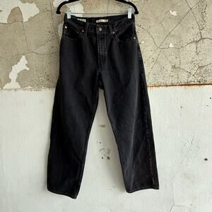 Levi’s Premium Black‎ Dad Jeans High Rise Tapered Fit Straight Leg 28